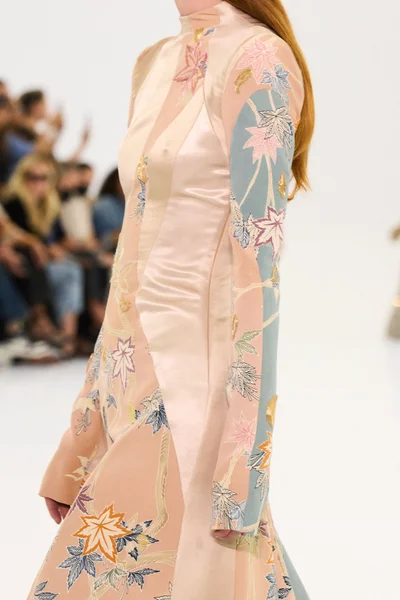 Look 21